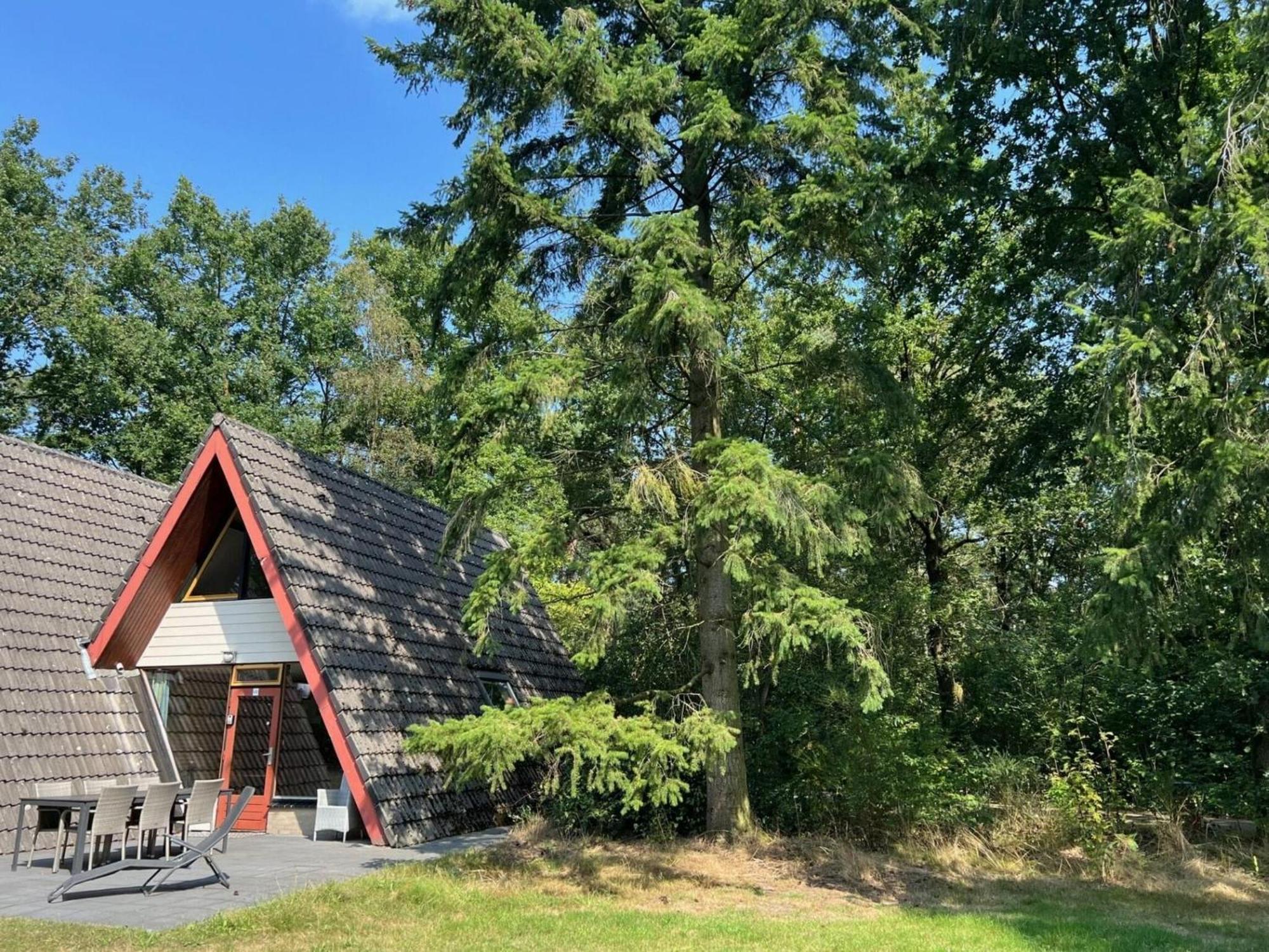 Lovely Holiday Home In Limburg Amid Lush Forest Stramproy Zewnętrze zdjęcie