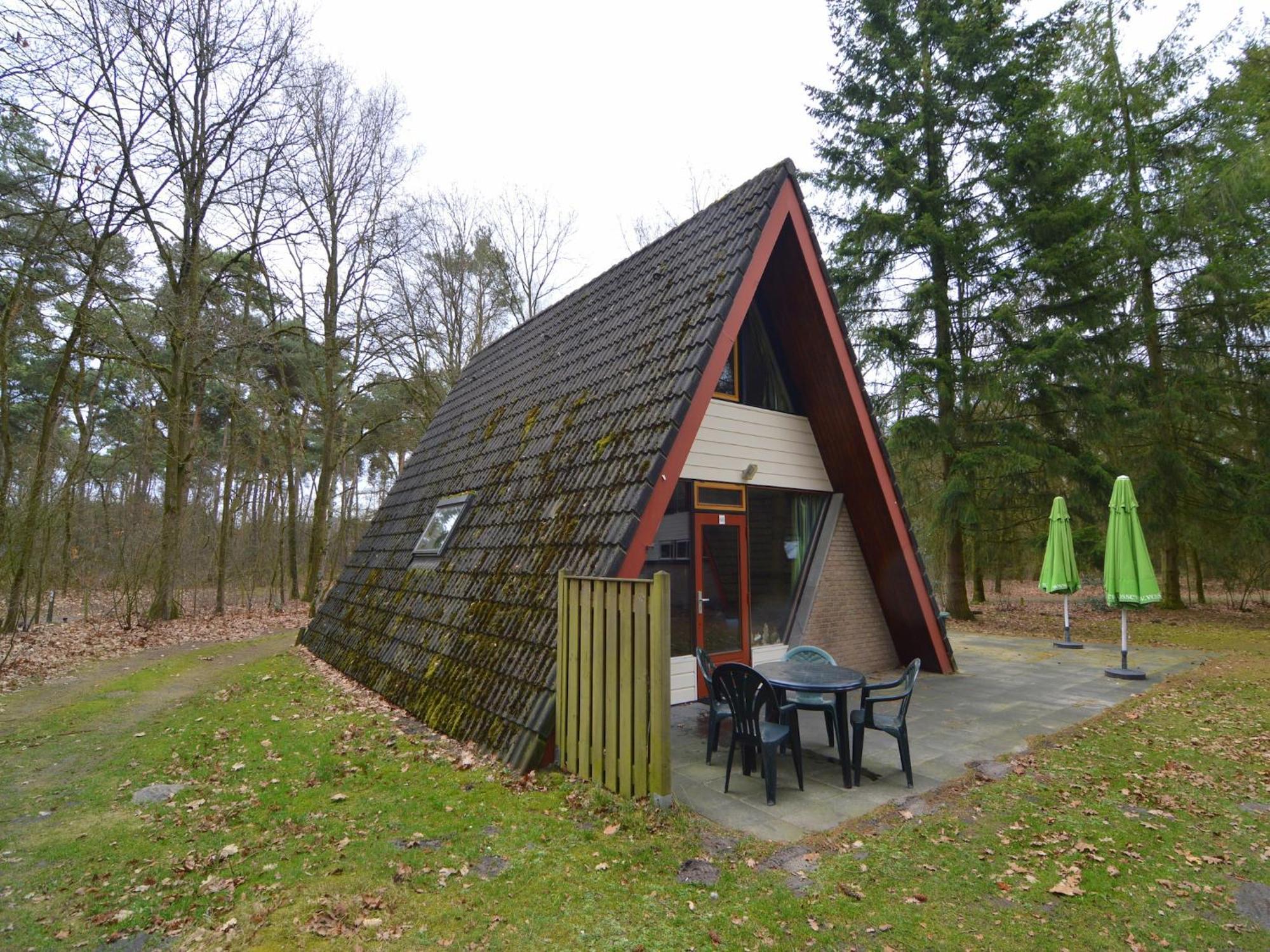 Lovely Holiday Home In Limburg Amid Lush Forest Stramproy Zewnętrze zdjęcie